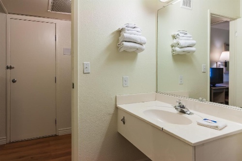 Motel 6-Green River, UT image 3