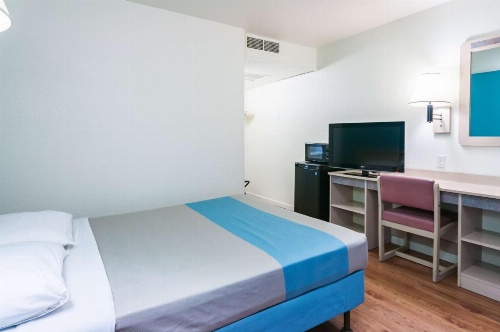 Motel 6-Green River, UT image 41