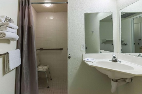 Motel 6-Green River, UT image 47