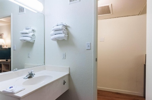 Motel 6-Green River, UT image 5